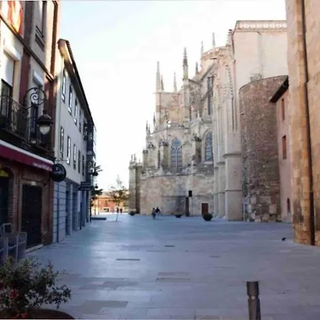 Precioso Piso En Catedral Muralla Con Wifi